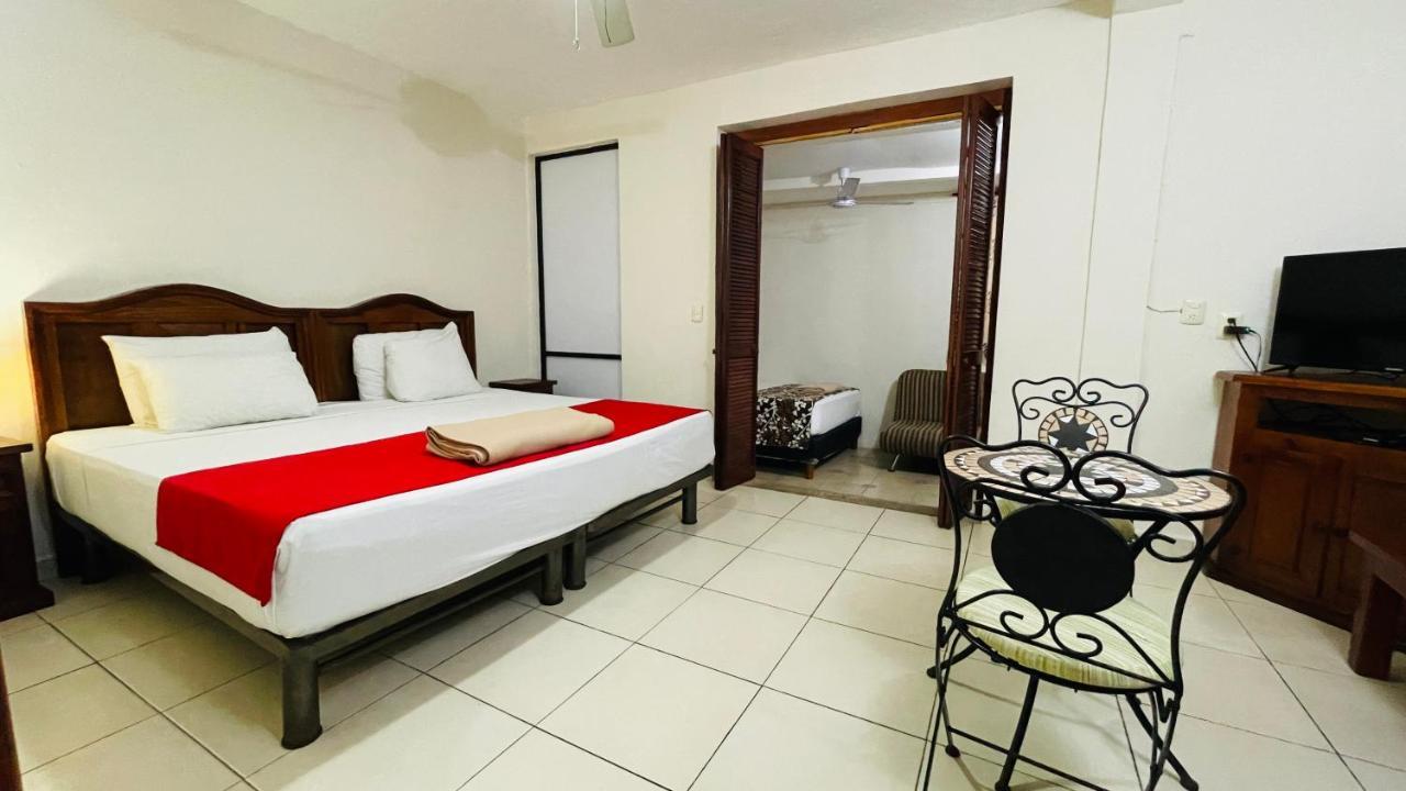 Hotel B&B - 5Th Avenue Πλάγια Ντελ Κάρμεν Εξωτερικό φωτογραφία