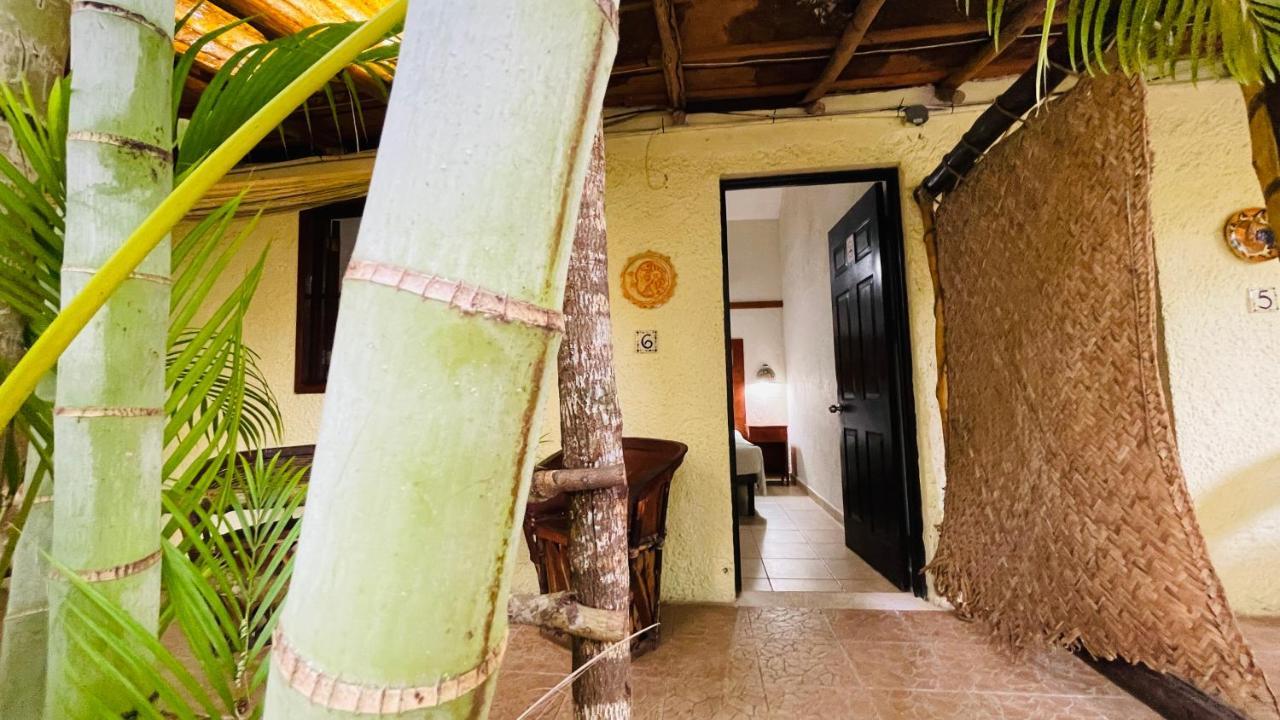 Hotel B&B - 5Th Avenue Πλάγια Ντελ Κάρμεν Εξωτερικό φωτογραφία A room at the hotel