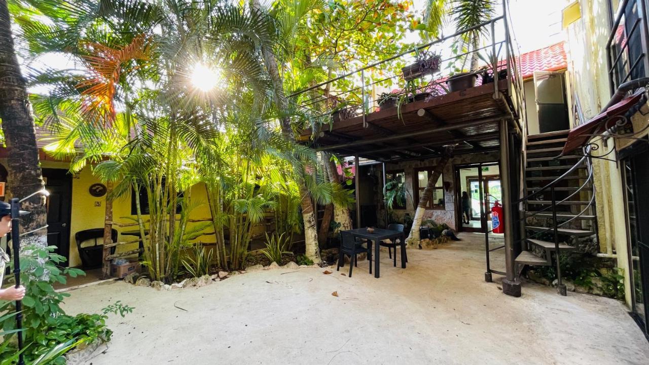 Hotel B&B - 5Th Avenue Πλάγια Ντελ Κάρμεν Εξωτερικό φωτογραφία The restaurant at the beach