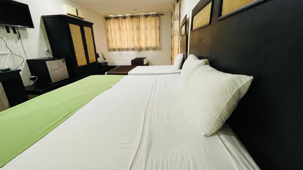 Hotel B&B - 5Th Avenue Πλάγια Ντελ Κάρμεν Εξωτερικό φωτογραφία A room at the hotel