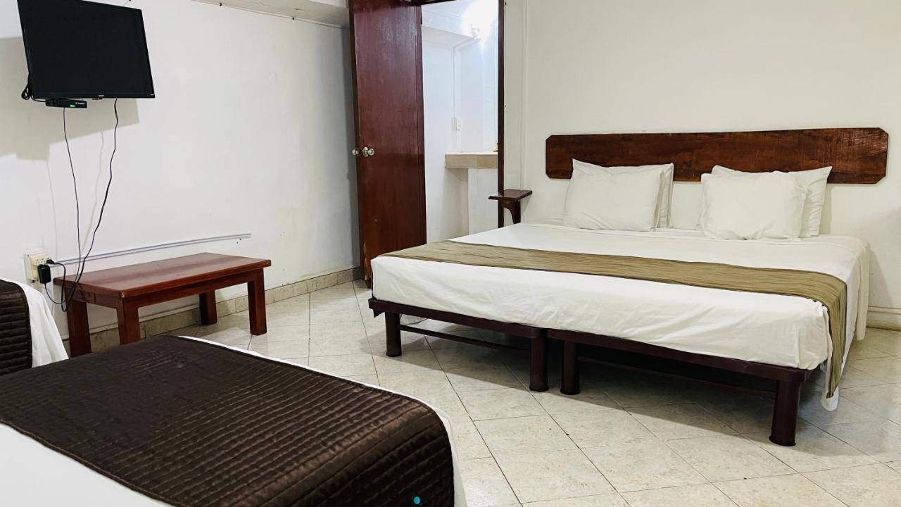 Hotel B&B - 5Th Avenue Πλάγια Ντελ Κάρμεν Εξωτερικό φωτογραφία A room at the hotel